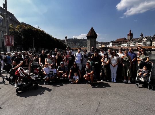 Menegalli & familles à Lucerne
